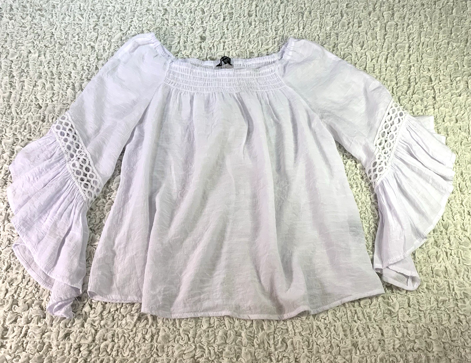 Peasant Bell sleeve Blouse Large White Gauze Eyelet Lace Boho Unique Spectrum