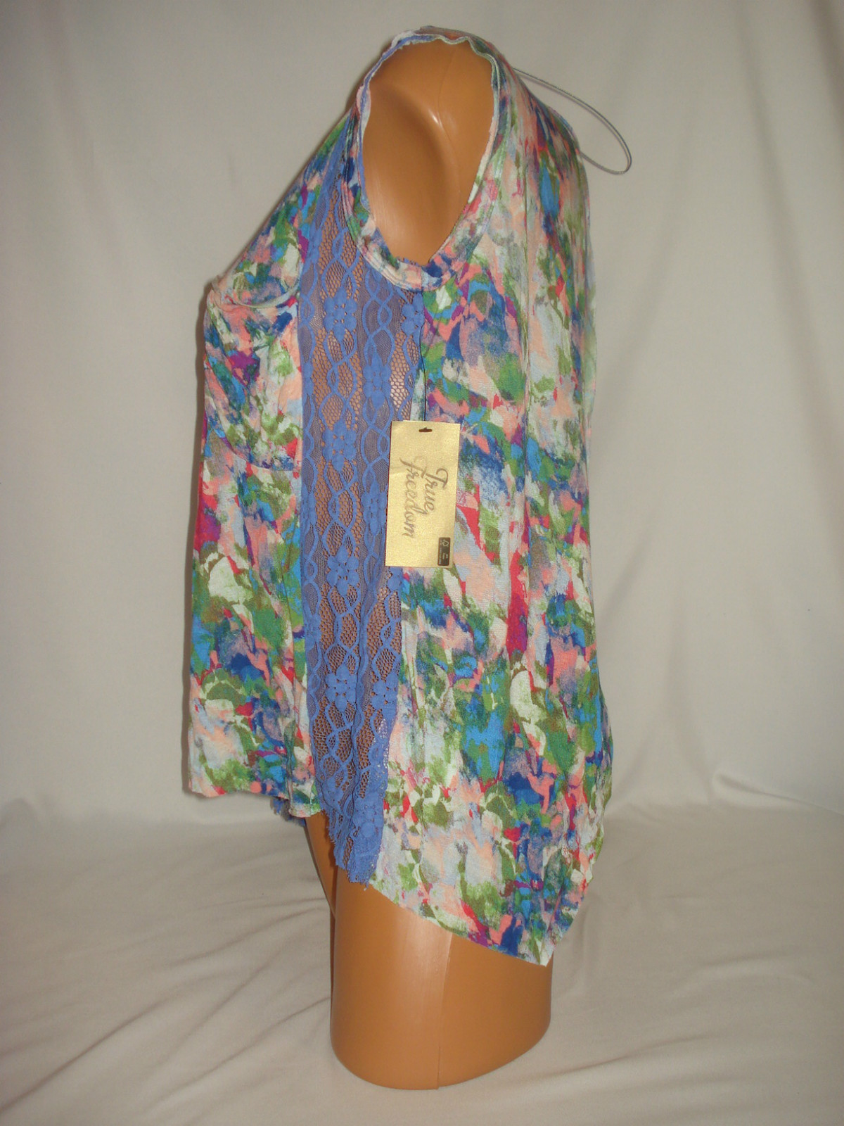 True Freedom Open Back Blouse Shirt Sleeveless Blue Green Lace Sexy