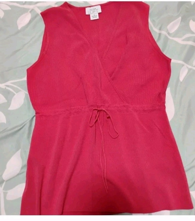 Loft Women’s Top Size M Pink Red Faux Wrap Sleeveless Drawstring Waist Blouse