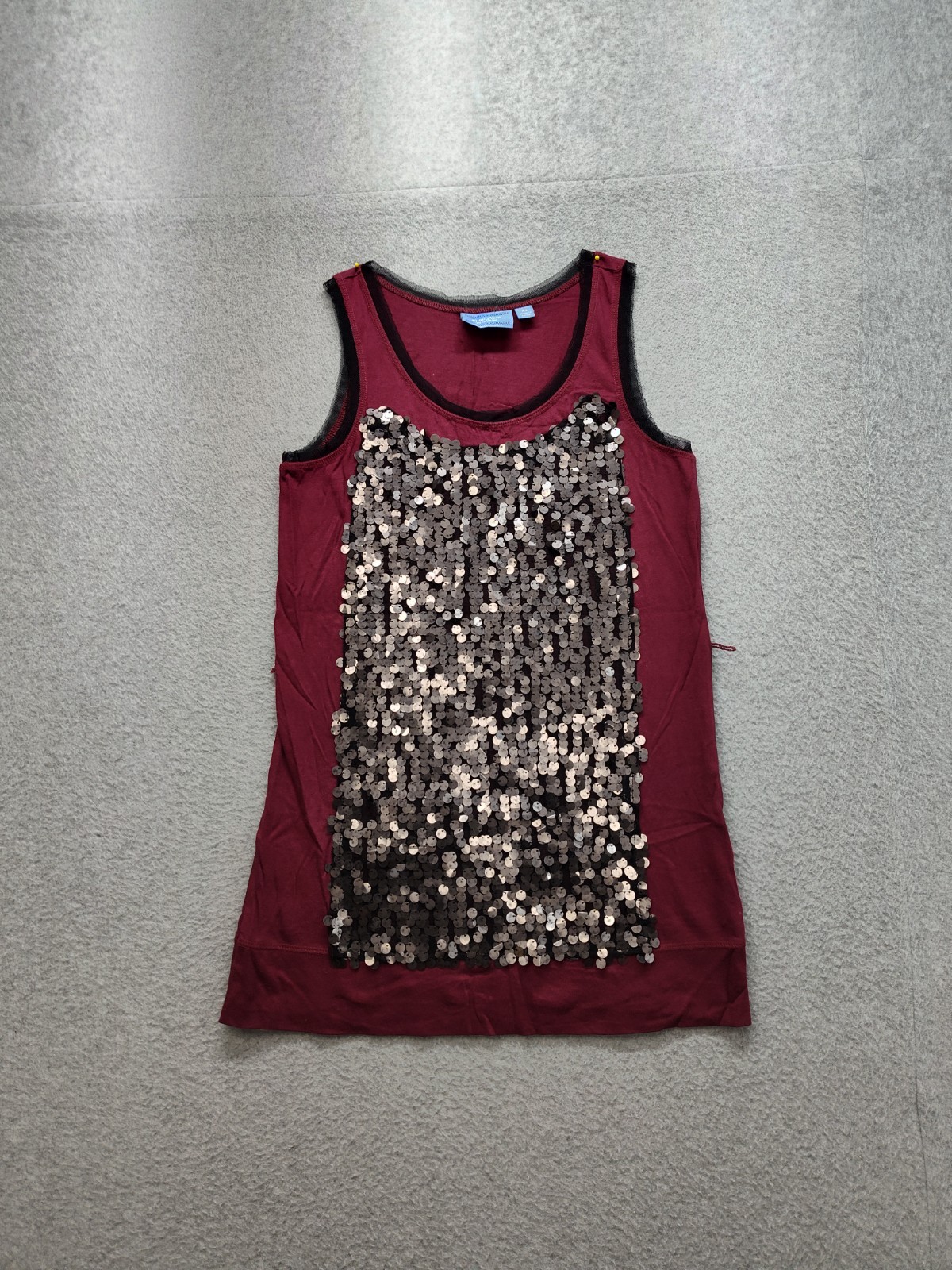 Simply Vera Vera Wang Women Tank Top XS Red Sequin Crew Neck Pullover Comfort