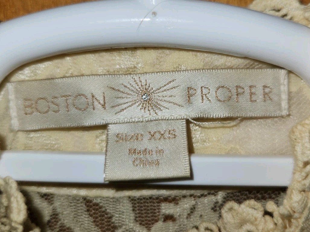 Boston Proper Women’s Cream Lace Button Front Tunic Size XXS Romantic Victorian
