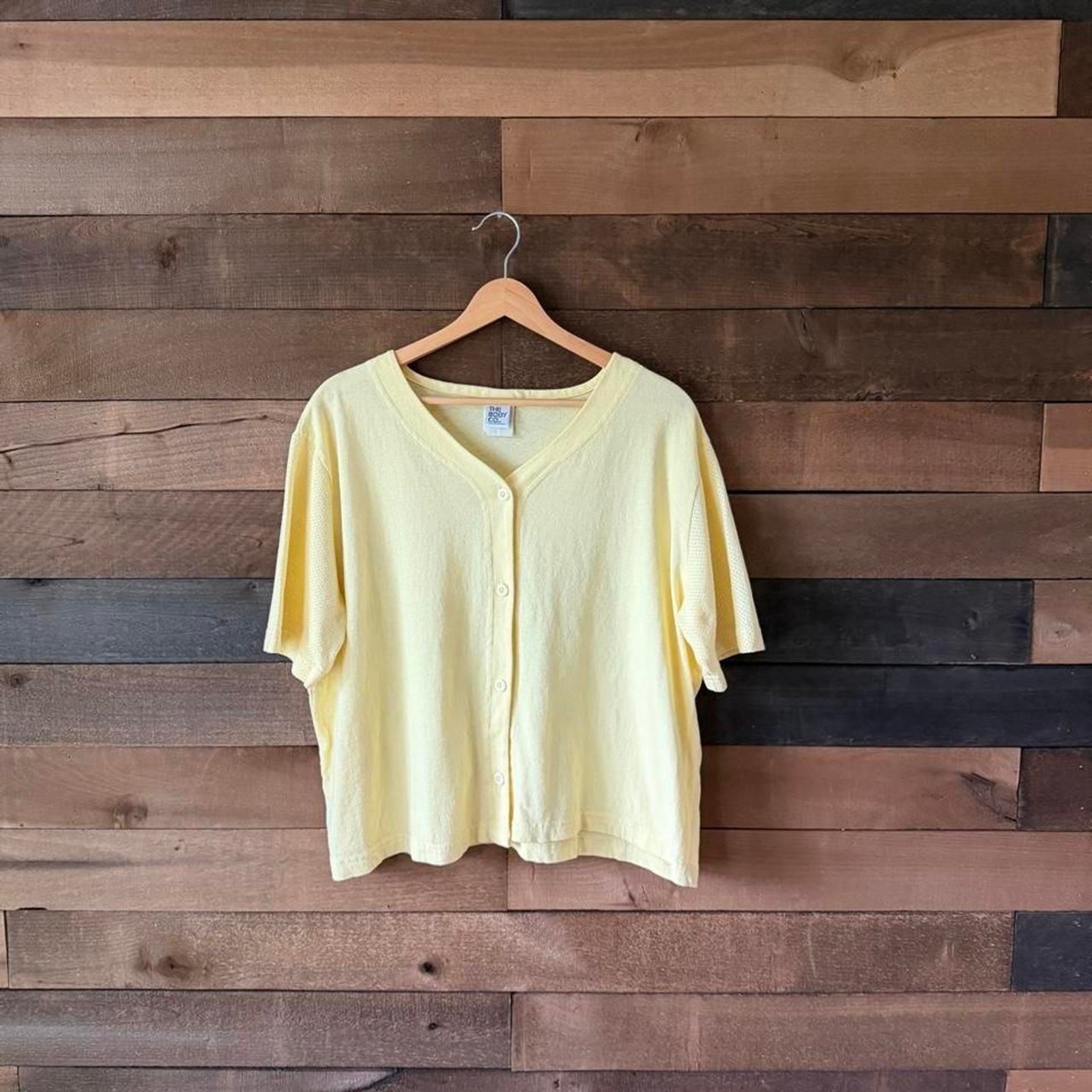 American-vintage Women’s Yellow Shirt