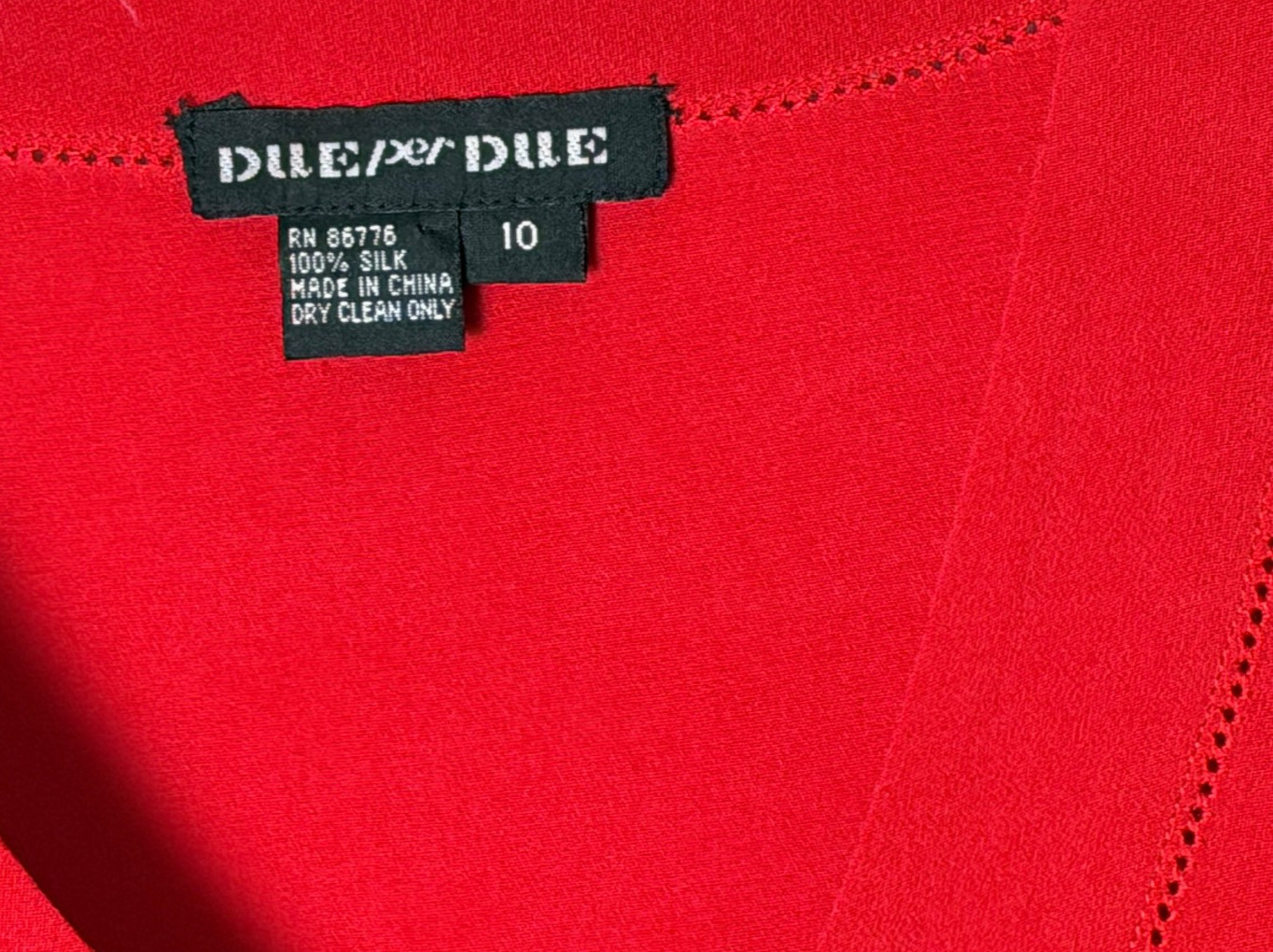Due per Due 10 Red Silk Tunic Long Sleeve Vintage Timeless Luxury Valentines Day