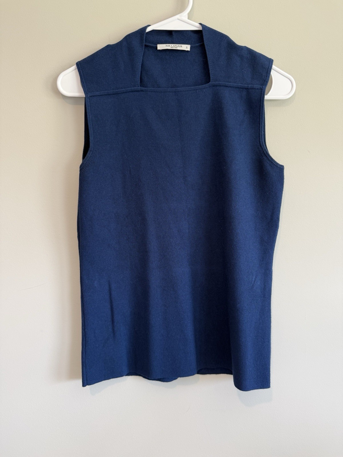 M.M.LaFleur Singer Sleeveless 365 Knit Top in Navy Size Small