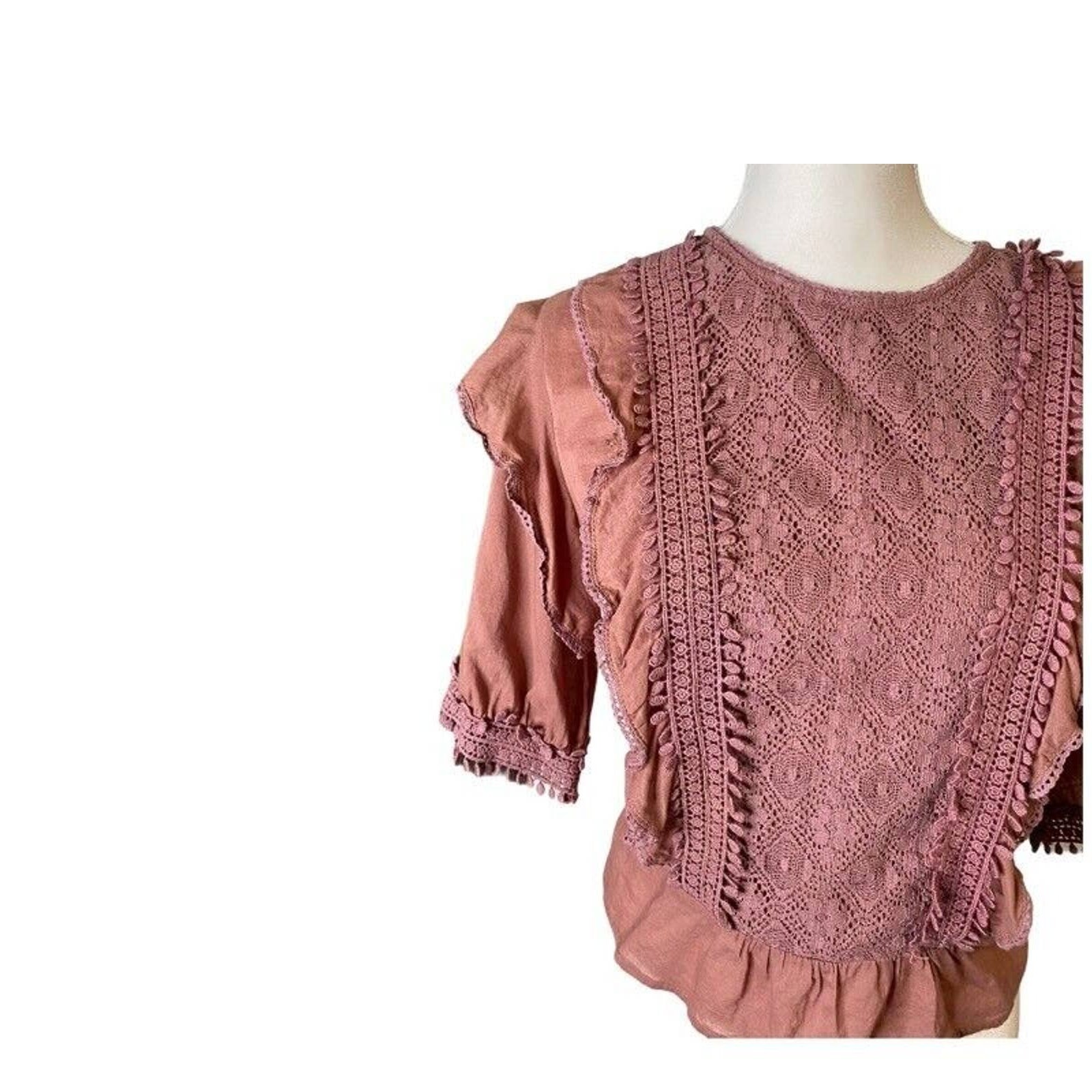 Love Sam Lace & Ruffle Trimmed Scoop Neck top pink rosewood sz medium