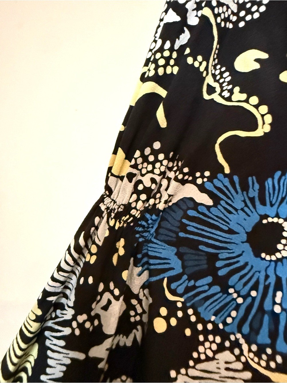 A.L.C. Malley Silk Cropped Blouse Blue Black Floral Print Long Sleeve Size S