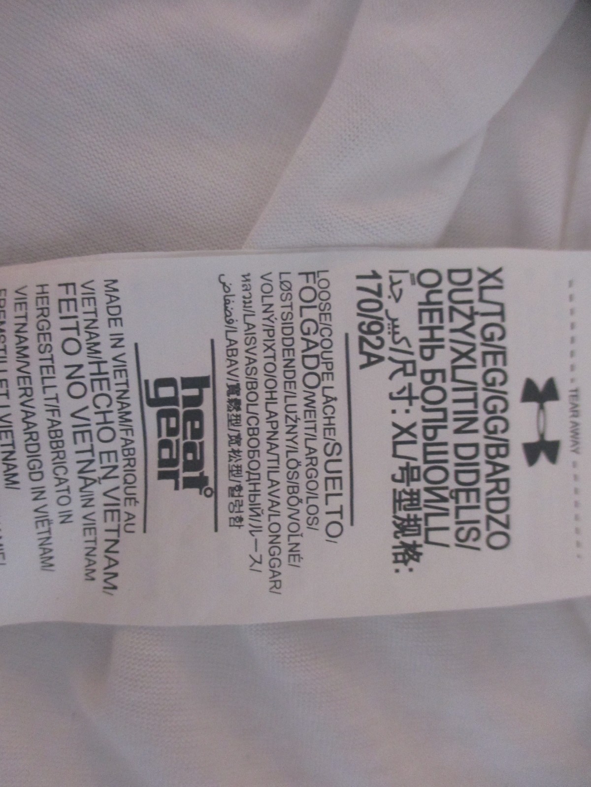 Under Armour Heatgear Women’s Top Size XL Long Sleeve Round Neck Logo Hooded