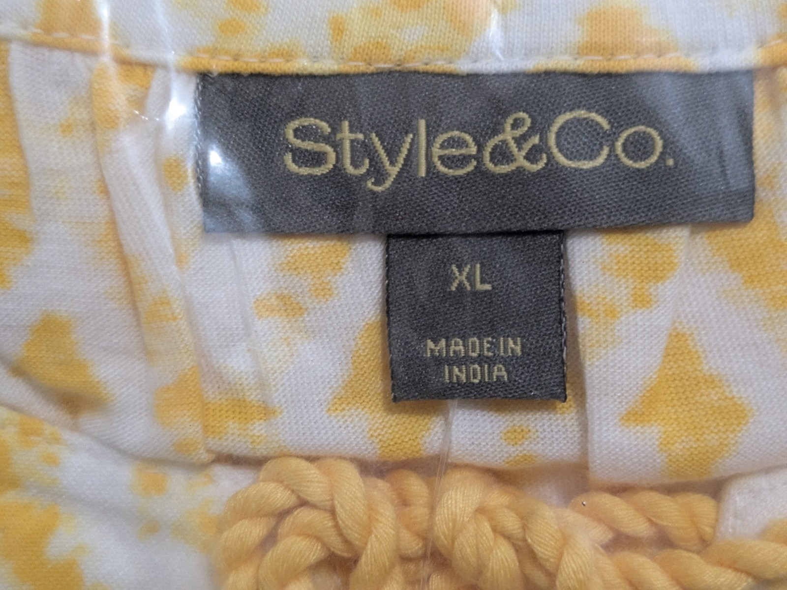 Style & Co Flutter Sleeve Pintuck Blouse XL Yellow from Macy’s orig. prc$39