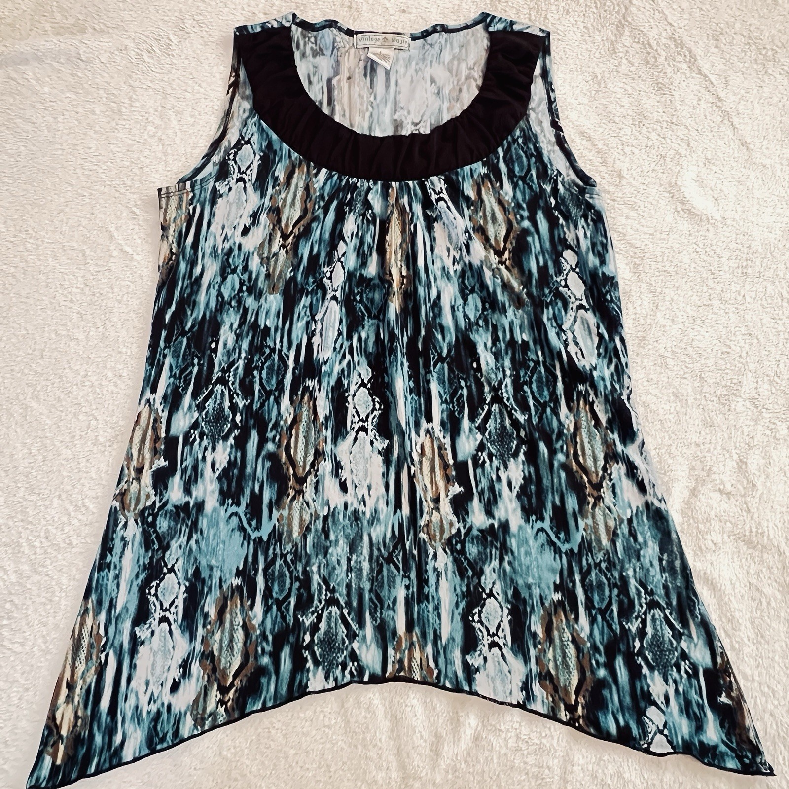 vintage suzie tank with woven scoop necking and asymmetrical hemline tie-dyed
