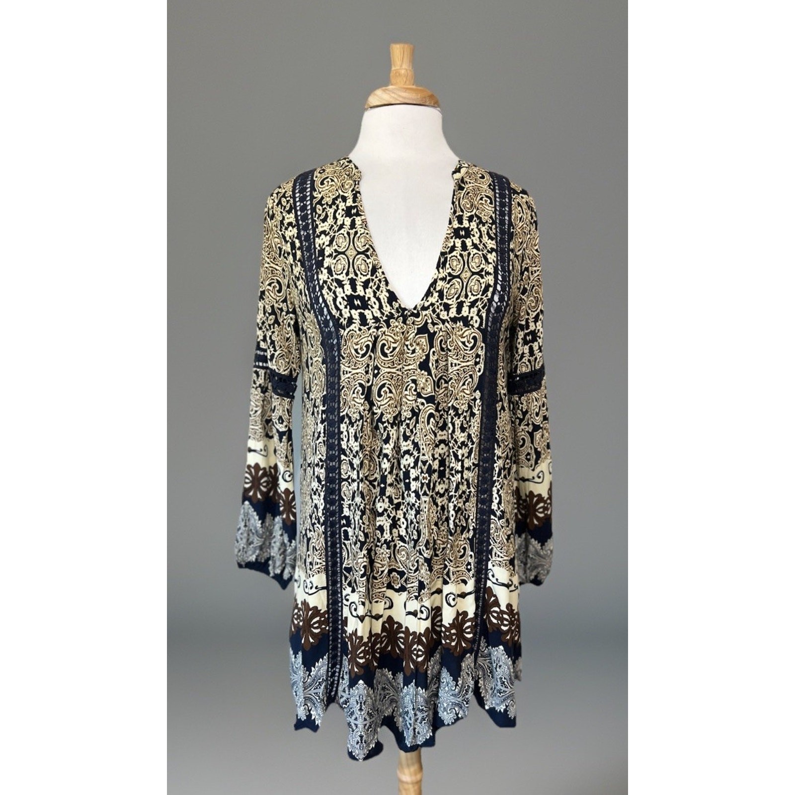 En Creme Womens M BOHO Tunic Top Crochet Whimsigoth Peasant Gypsy Free Spirit
