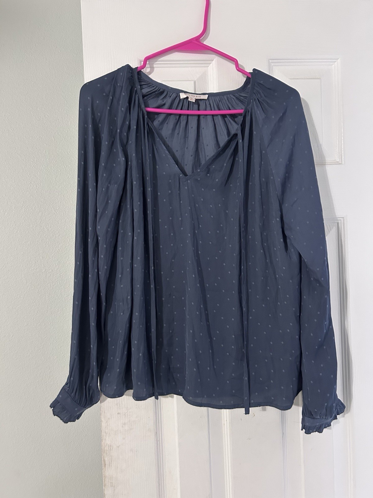 Skies Are Blue Women’s Blue Polka Dot V-Neck Ruffle Long Sleeve Blouse M