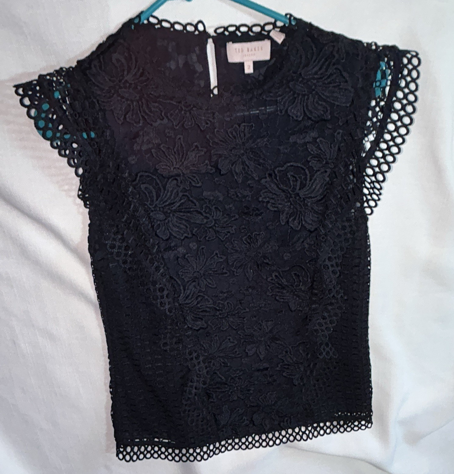 Ted Baker London Women’s Black Floral Lace Cap Sleeve Lined Blouse Zip 2