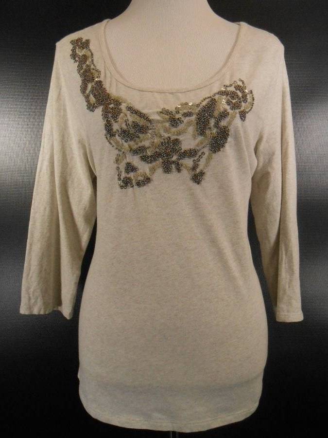Beautiful Women’s Medium Coldwater Creek Gray Silver Bead Design Knit Top