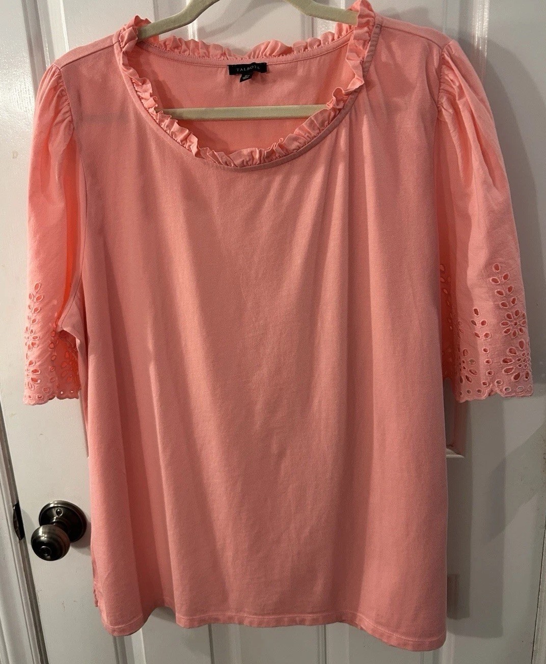 Talbots Women’s Size XL Pink Cotton Knit Top, Woven Cotton Eyelet Sleeves EUC