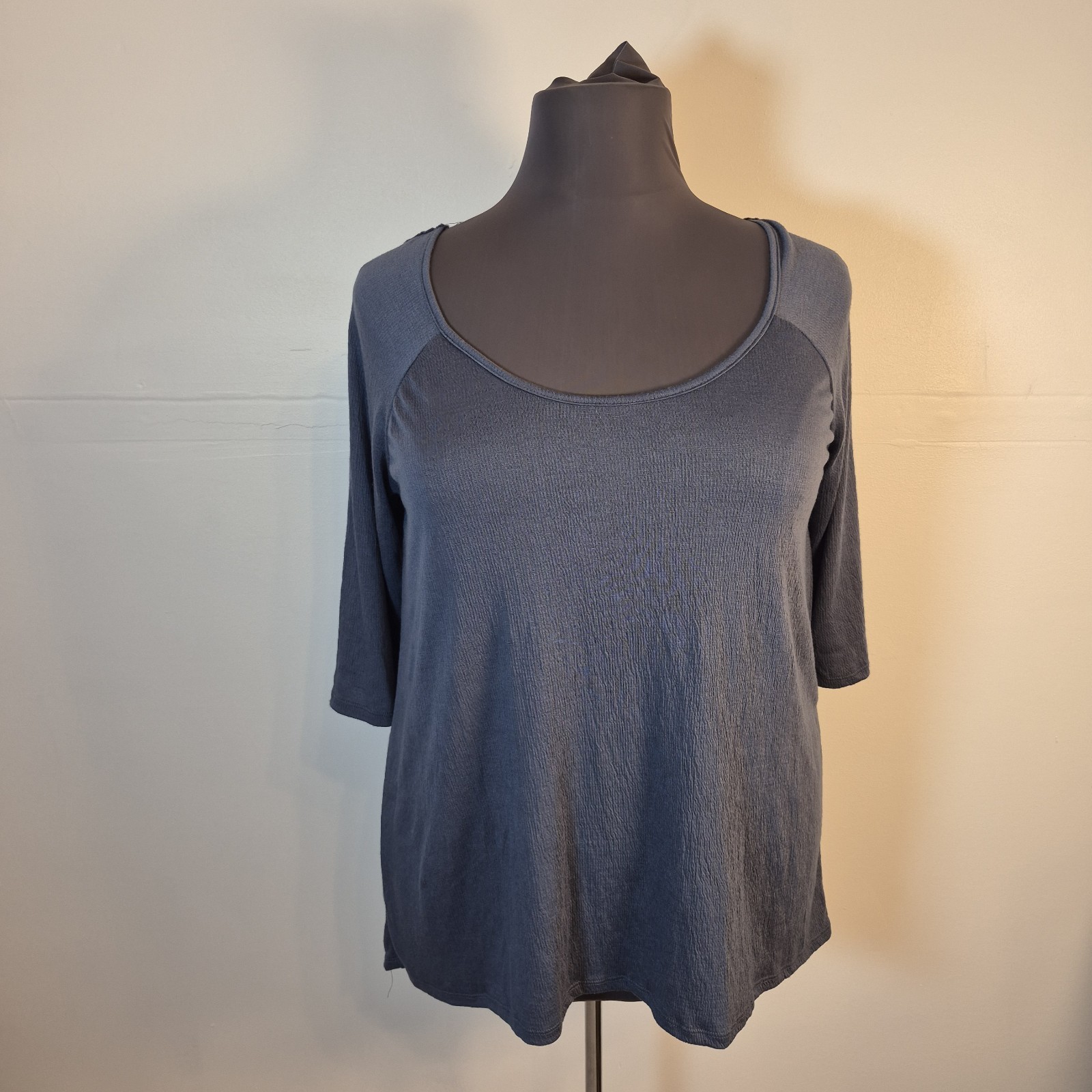 Olive + Oak Women’s Blouse Size XL Smoke Blue Boho Embroidered Lace Back