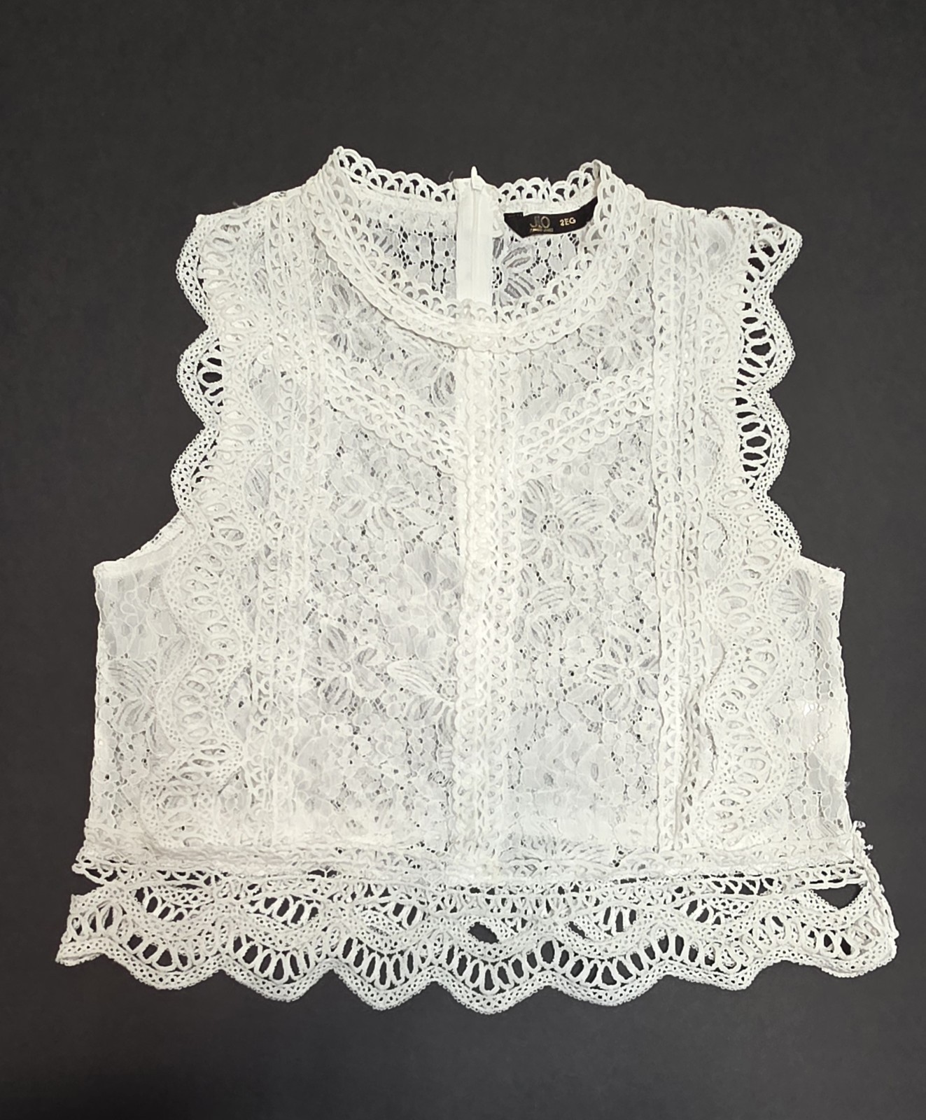 JLO by Jennifer Lopez Floral Lace Crop Top • Size 2 • Cottagecore • Coastal ✨️