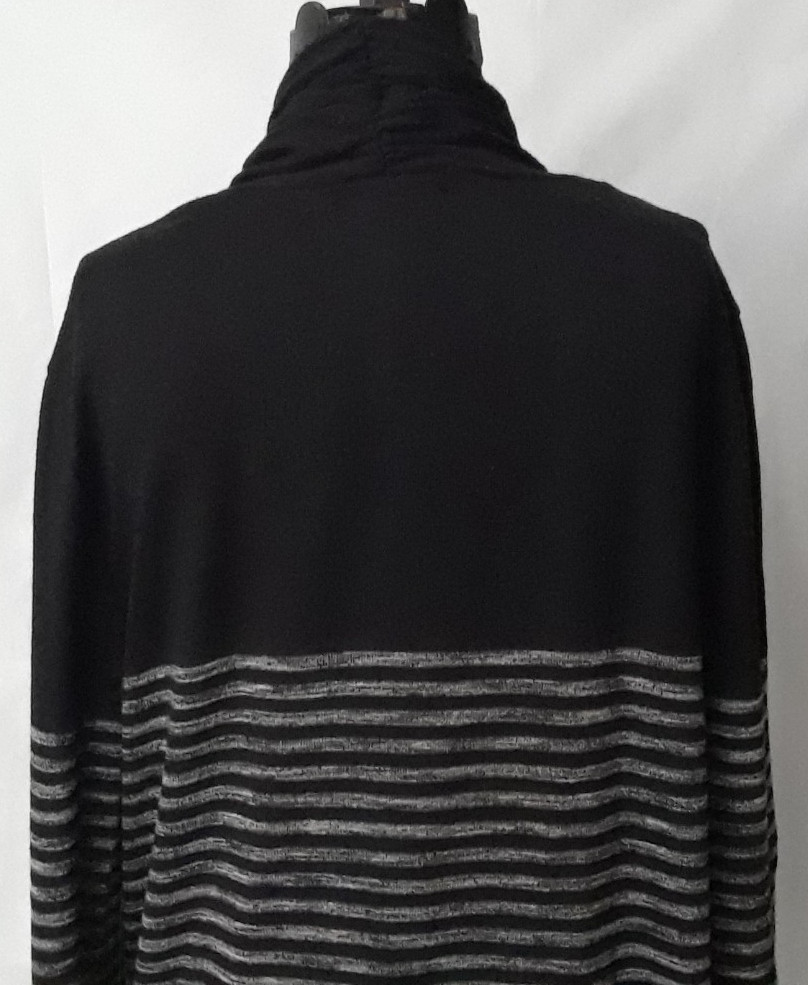 MAX Editio Shirt Women Medium Gray Stripe Long Sleeve 3/4 Open Top Elastic Waist
