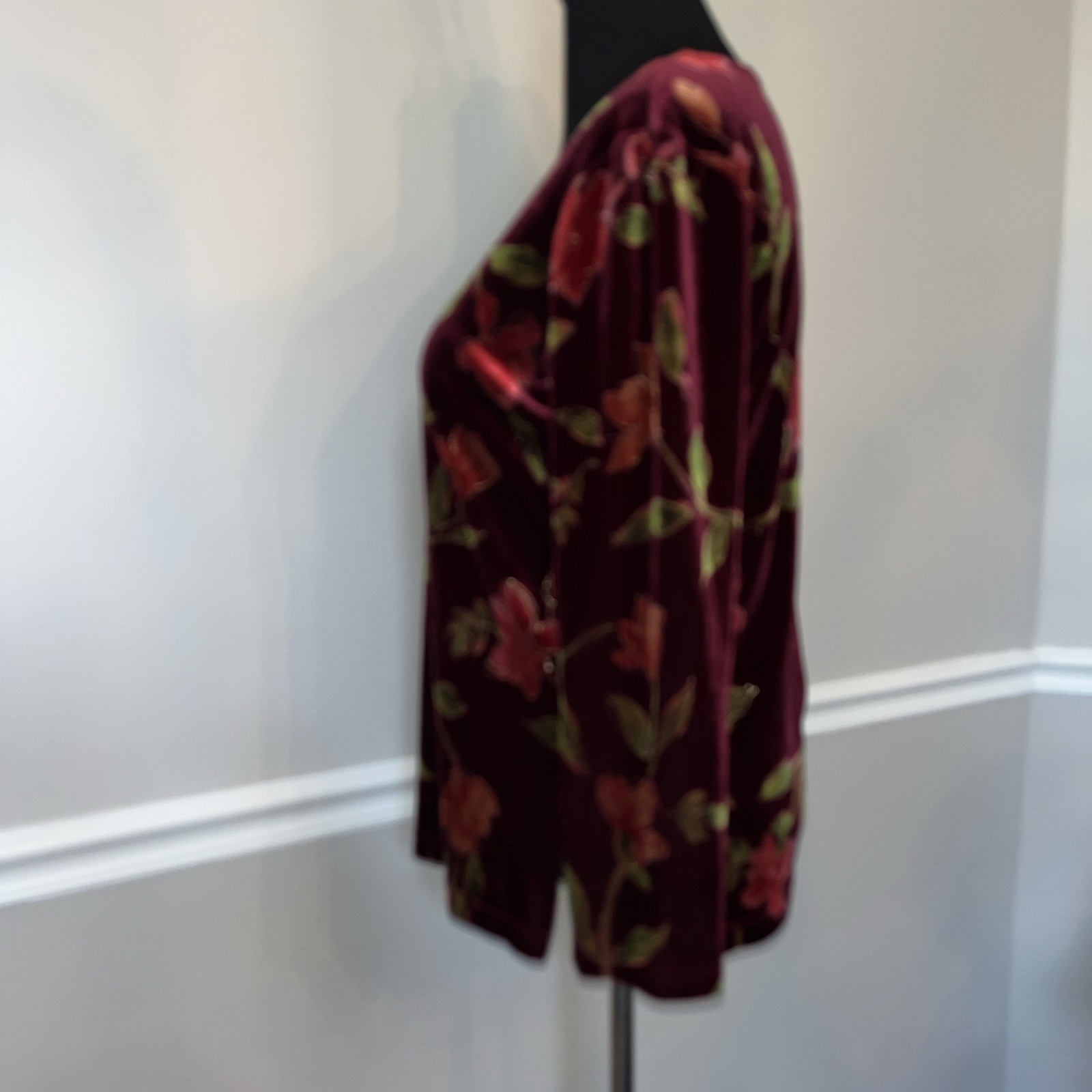 Notations Top Women’s Size L Floral Burgundy Velvet Burnout Long Sleeve Blouse