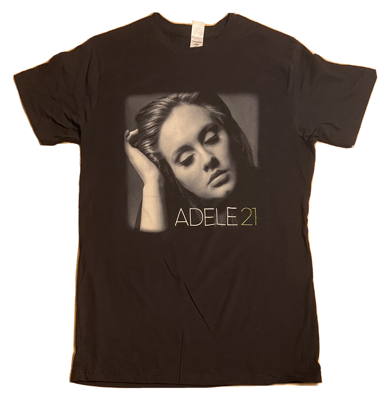 2011 ADELE 21 Tour T-shirt W/Concert Dates Large Made In USA RARE! NEW