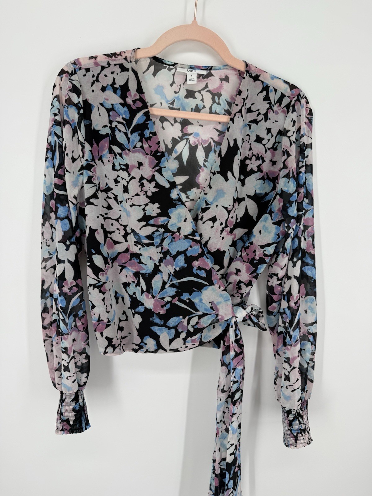 Bar III Floral Wrap Blouse Top L Large Chiffon Long Sleeve Smocked V-Neck Tie