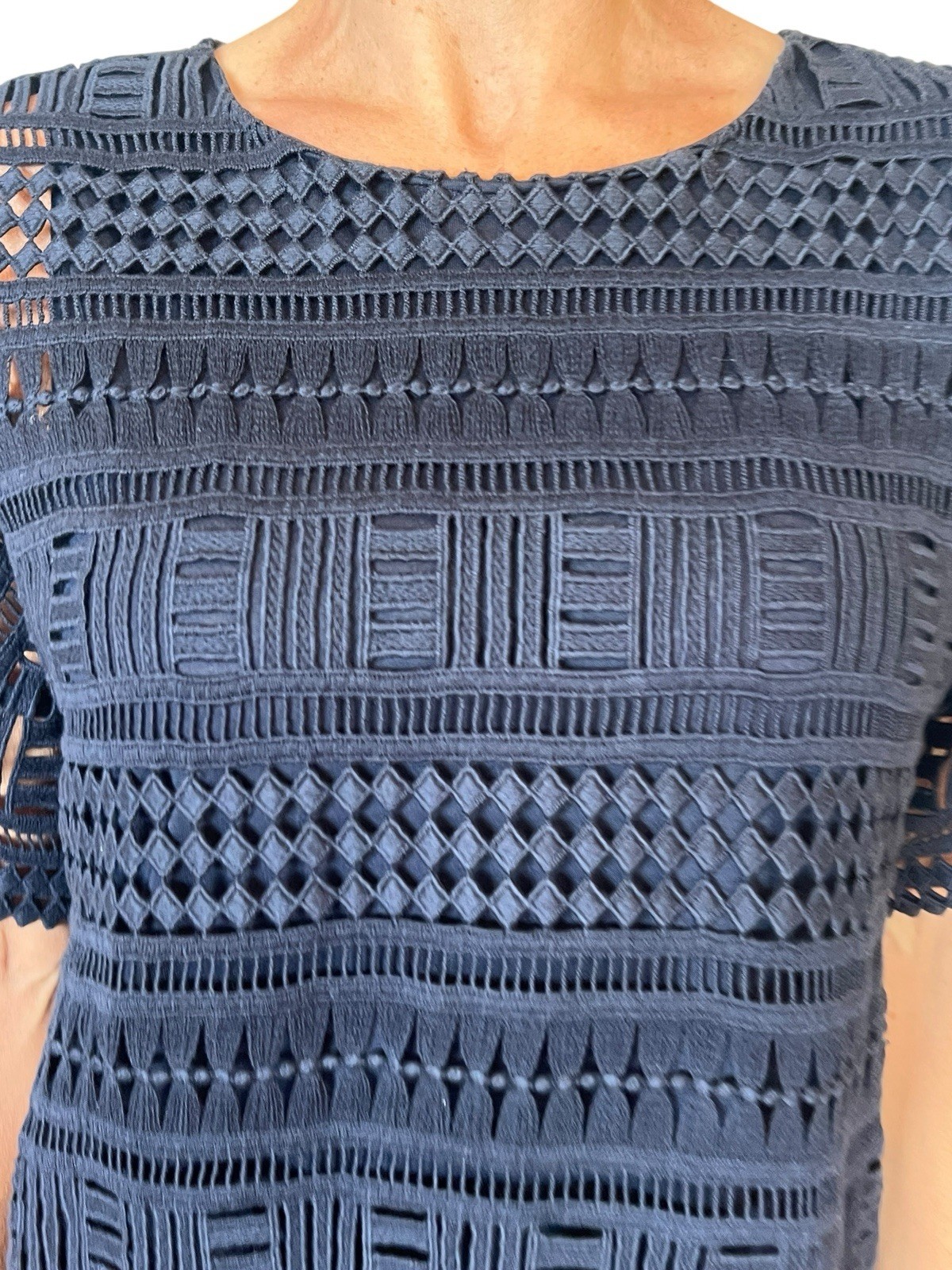 VINCE Crochet Lace Bateau Neckline Short Sleeve Top Blouse Dark Midnight Blue M