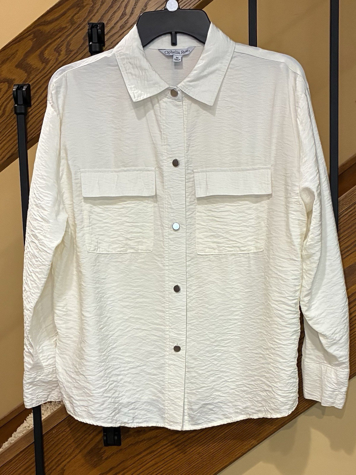 Ophelia Roe Blouse Button Up Front Pockets Crinkle Ivory SZ. Med