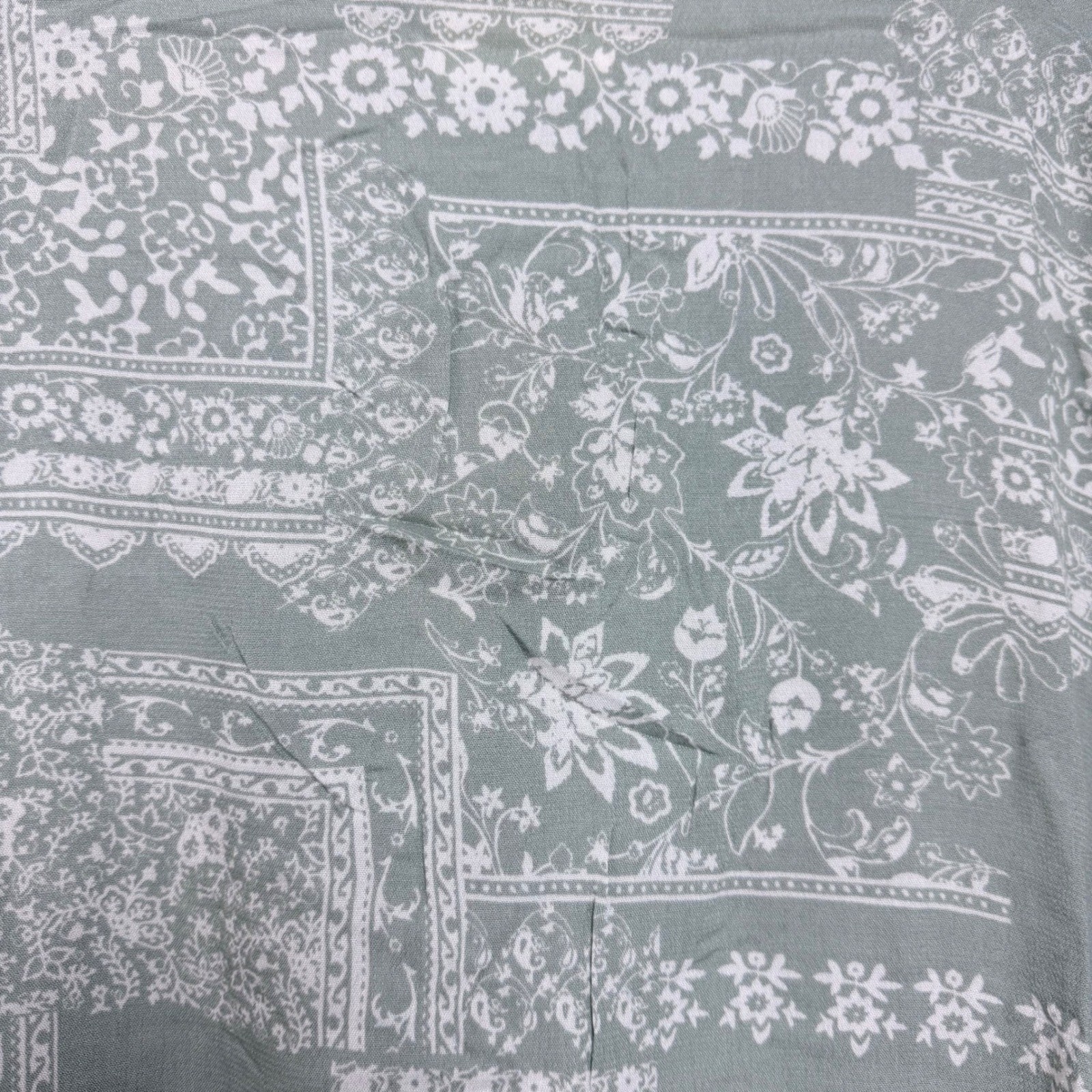Style Rack Sage Green Bandana Floral Kimono Cardigan ST311418 Small NWT