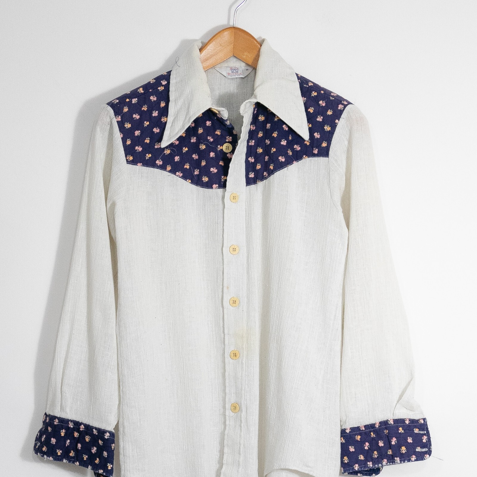 Vintage Womens Linen Button Up Shirt Mens Medium Long Sleeve Quilted Distressed