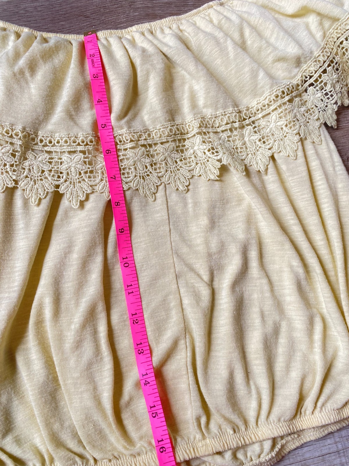 Paper + Tee Cottagecore Yellow Off The Shoulder Crochet Lace Boho Blouse Top M
