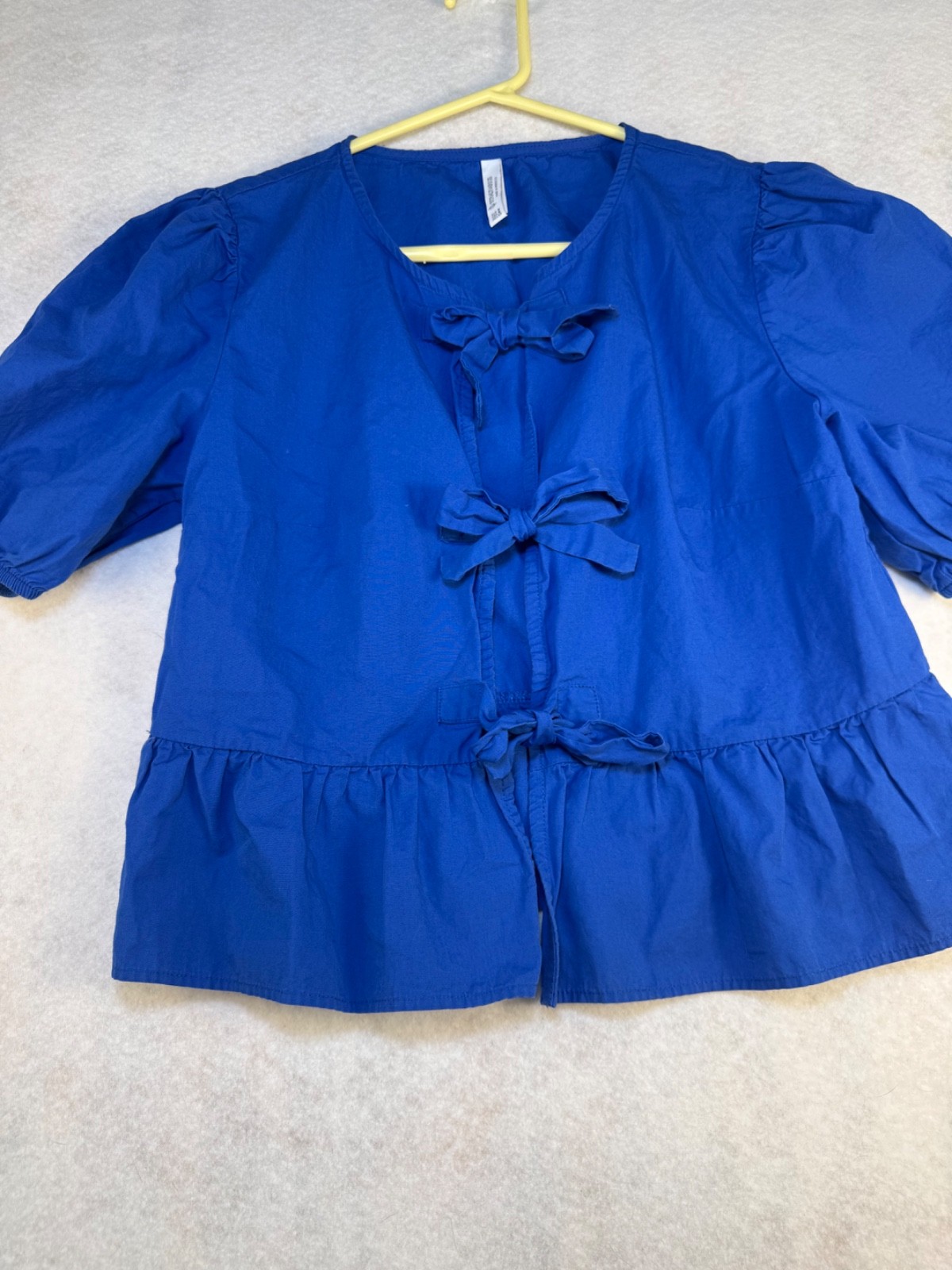 Stradivarius Bow Tie Peplum Blouse Womens M Blue Short Sleeve Cottagecore