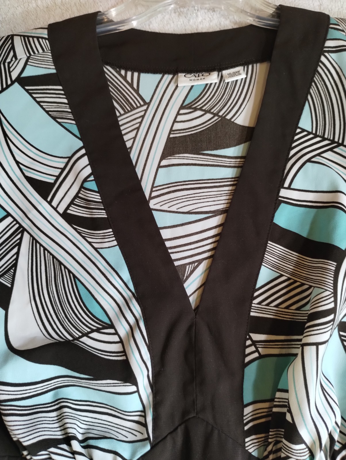 Cato Women’s Plus Size Blouse Size 22/ 24 W Other Measurements In Photos.
