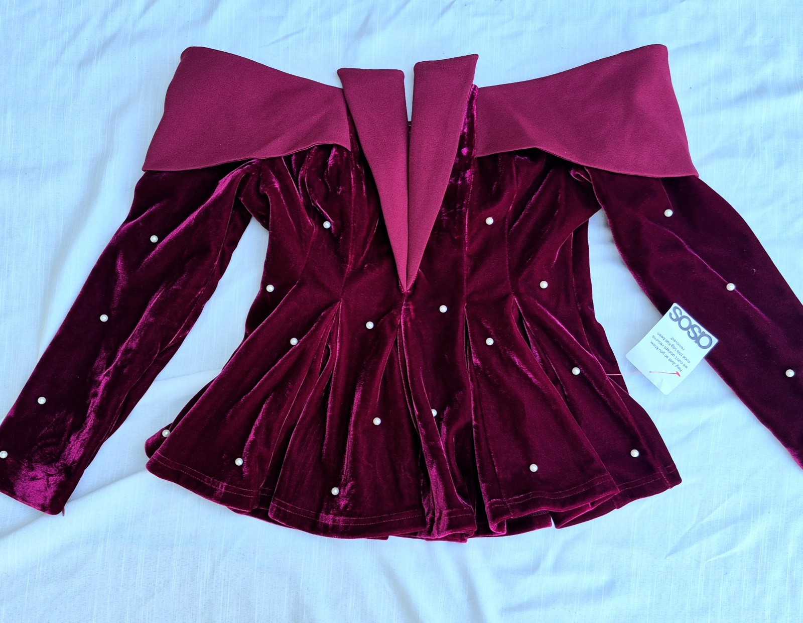 ASOS LUXE Womens Size 8 Deep Red Velvet Off The Shoulder Pearl Top New Stunning