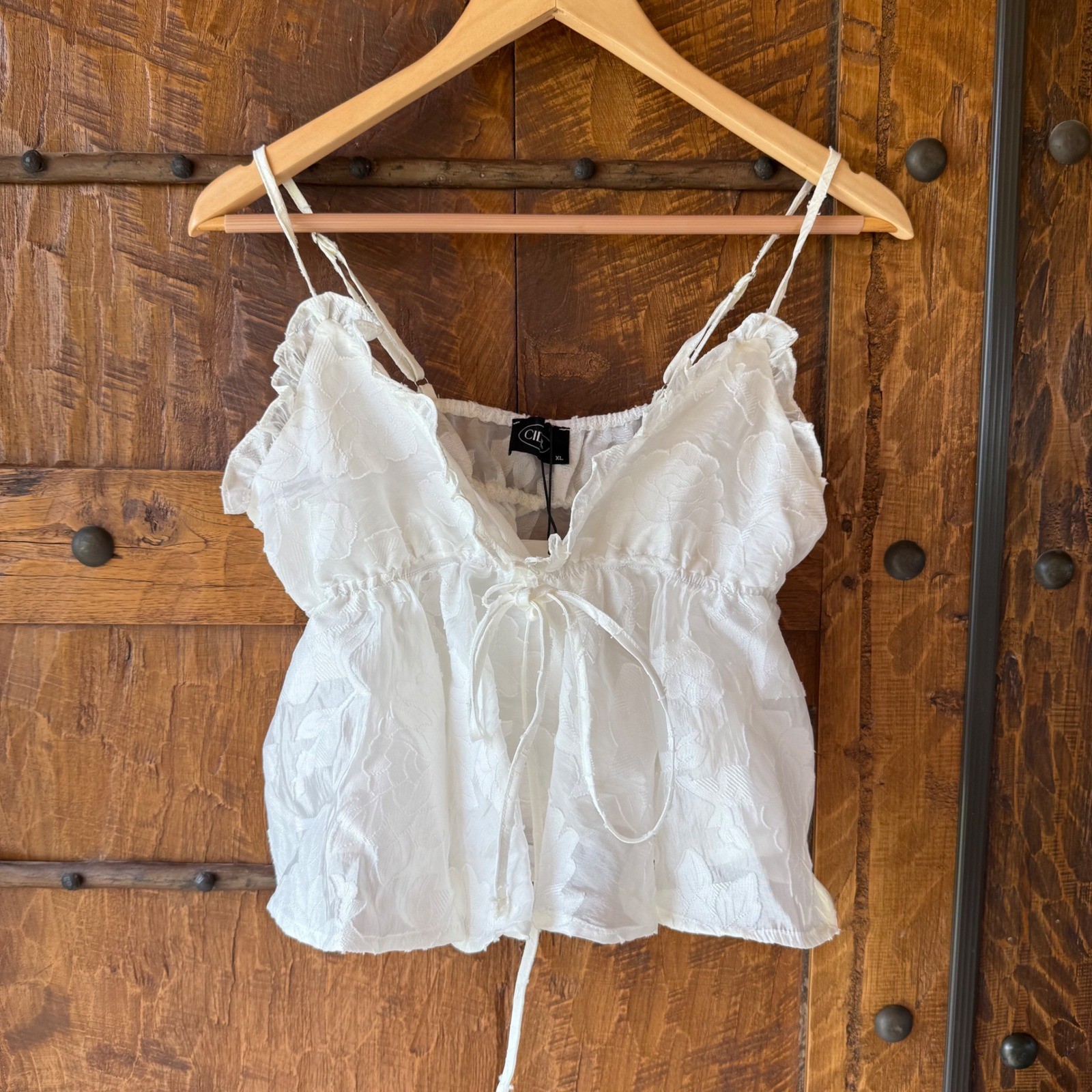 Cider Floral Jacquard Camisole Women XL White Ruffle Tie Front Peplum Bowtie Top