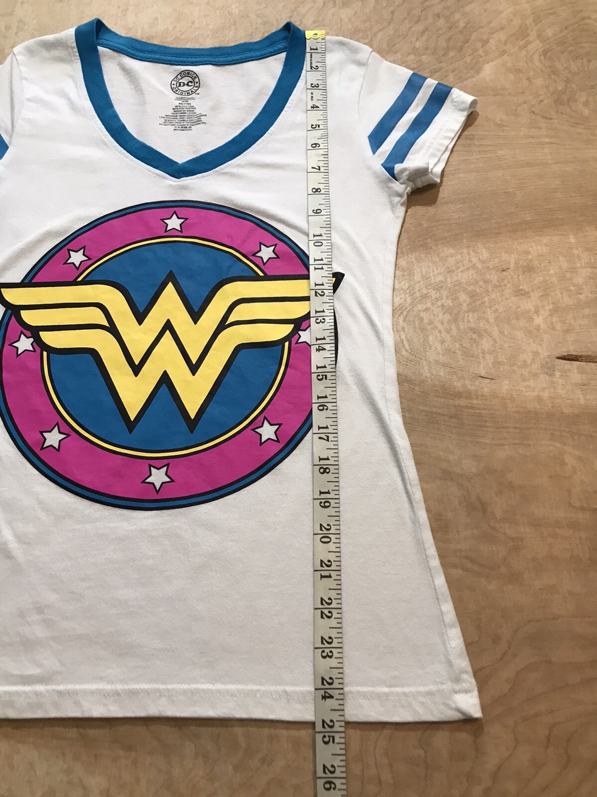 DC Comics Wonder Woman Top Size M (7/9) Multicolored Women’s V-Neck