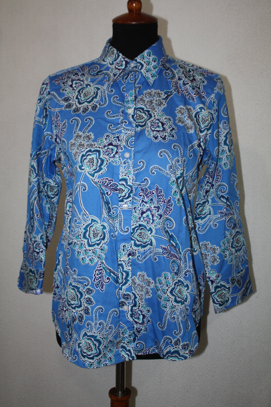 CHAPS Shirt Sz M Blue Floral Paisley No Iron 100% Cotton Flip Cuff Long Sleeve
