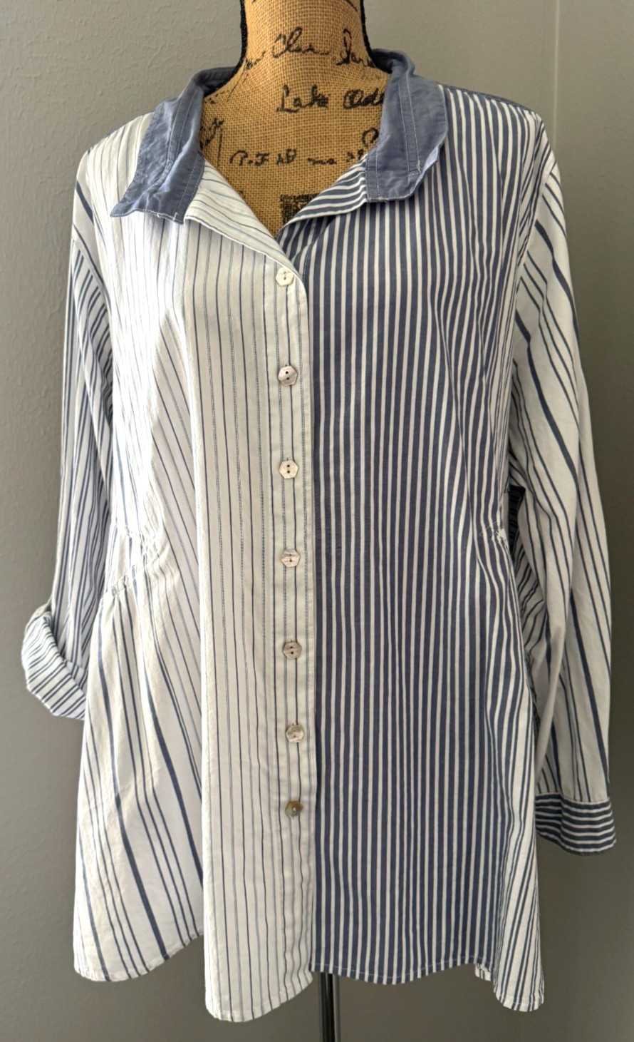 John Mark Long Roll Tab Sleeve Button Front Tunic Chambray Blue White Stripe 3X