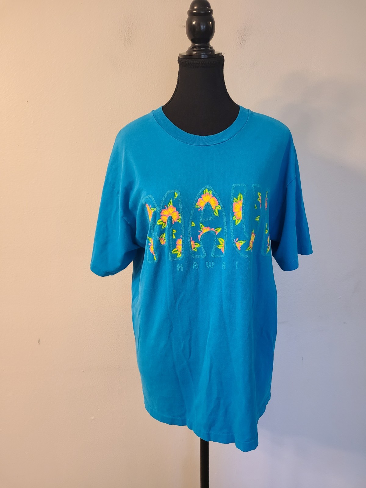 F Hanes Vintage Maui Short Sleeve T-Shirt Women’s Size L Blue Floral Print