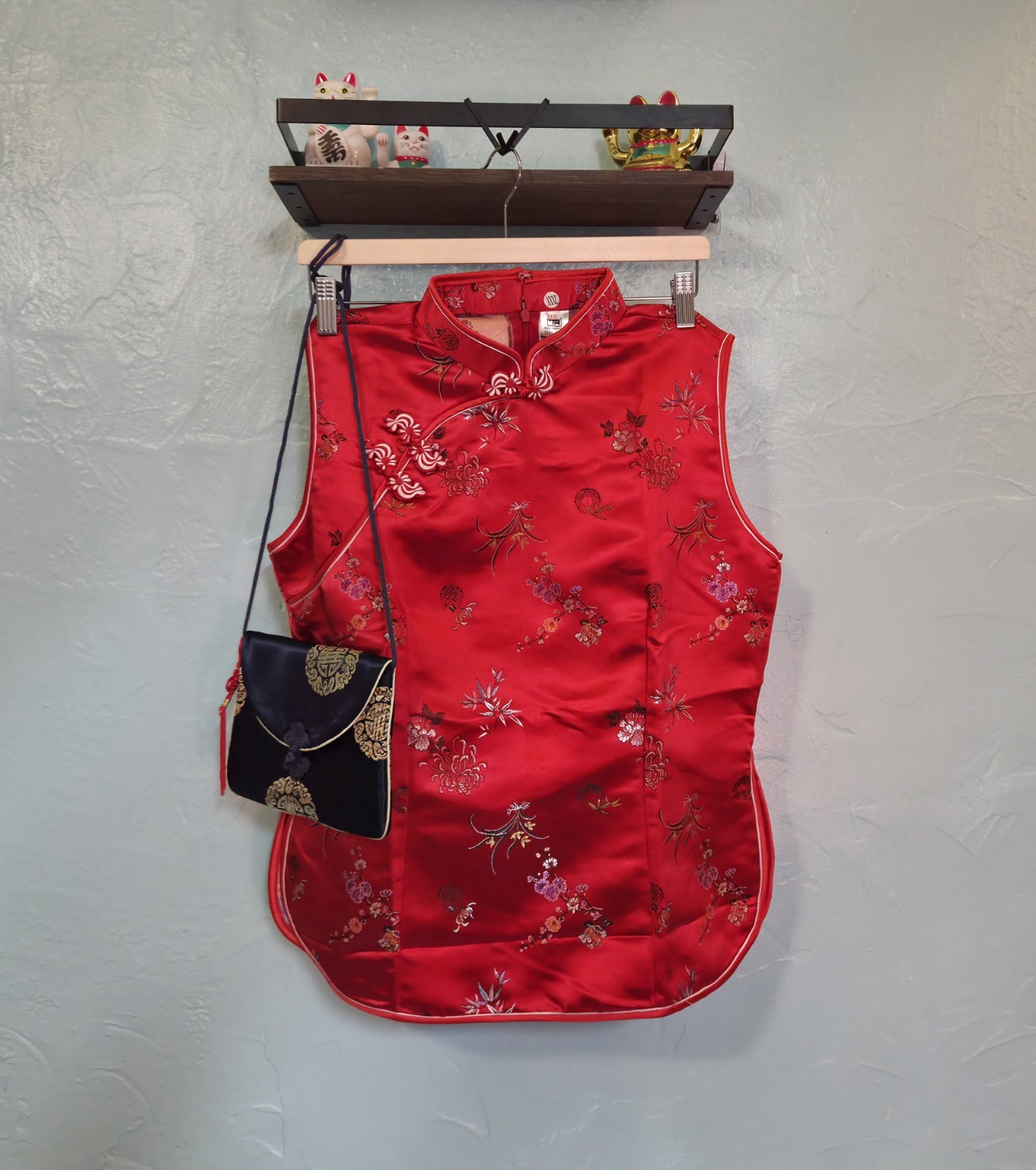 New Fashion Women’s Cheongsam Qipao Size (3XL) Floral Sleeveless Blouse + Purse