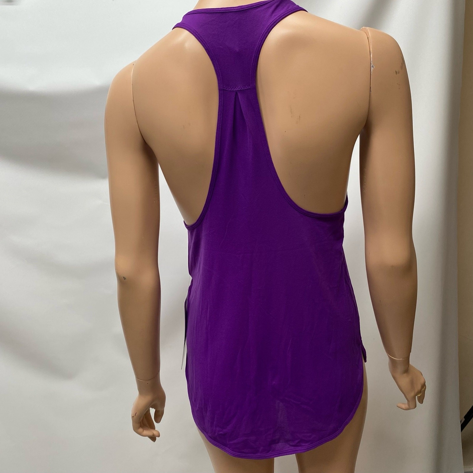 NWT Lululemon 105 Singlet Tender Violet sz 2 Tank Top