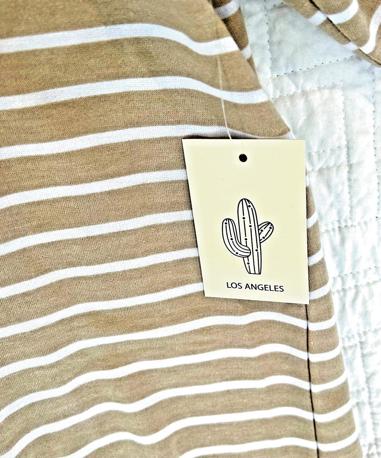 Cactus & Pearl, Women’s top, XL, beige & white stripe w/ 3 seagulls, new w/tags