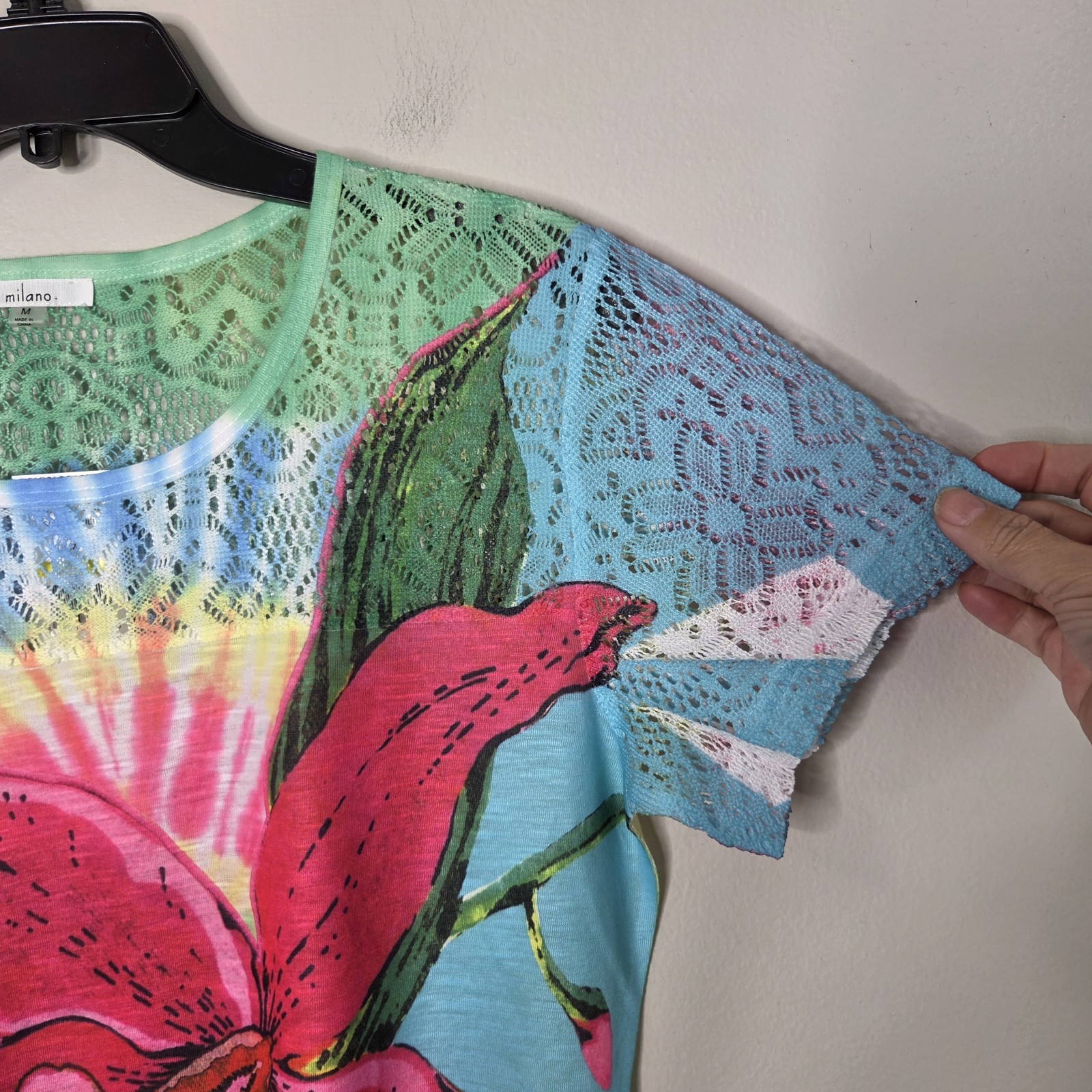 Milano M Lace Colorful Flower Short Sleeve Blouse