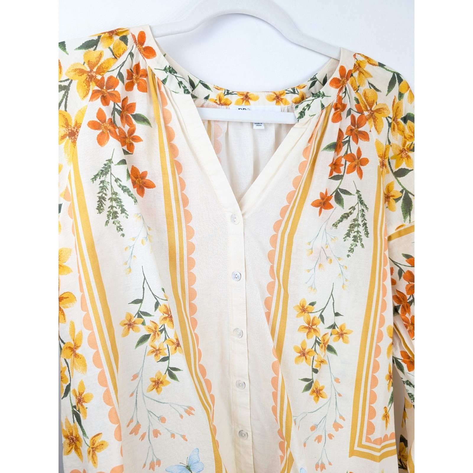 100% Cotton Floral Butterfly Button Top Size M Boho Indie Granola Beach Resort
