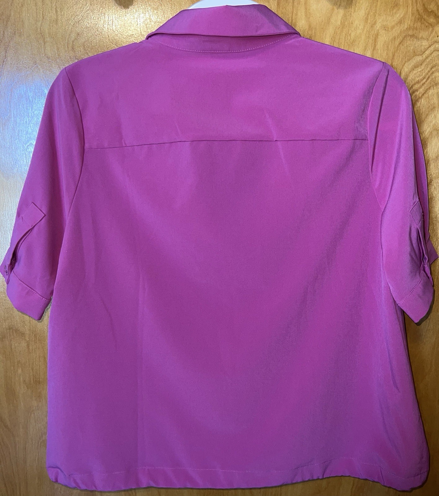 Chico’s magenta purple woven stretch button down cropped blouse Size 0