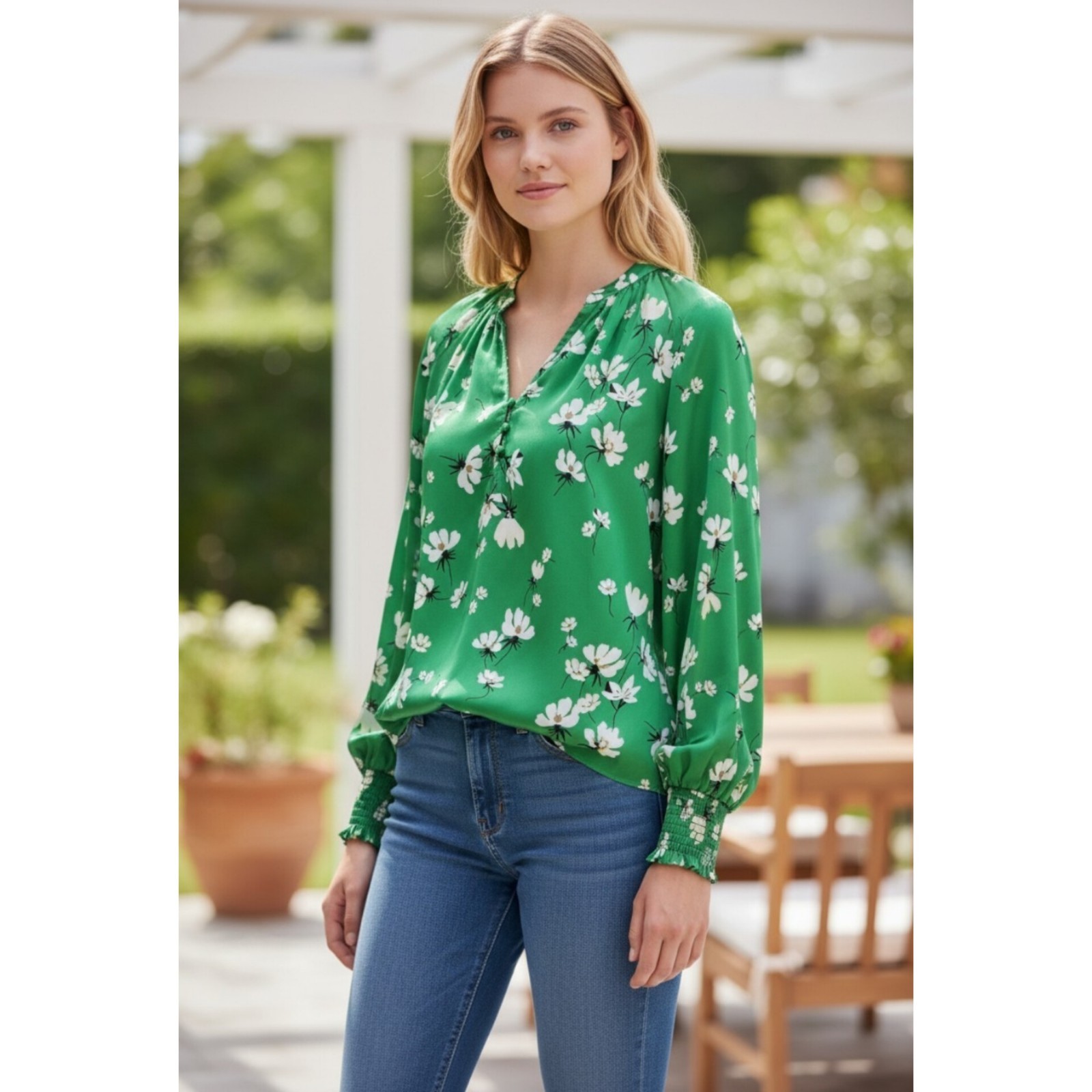 On 34 Th medium top blouse floral long sleeves satin green boho summer luxury