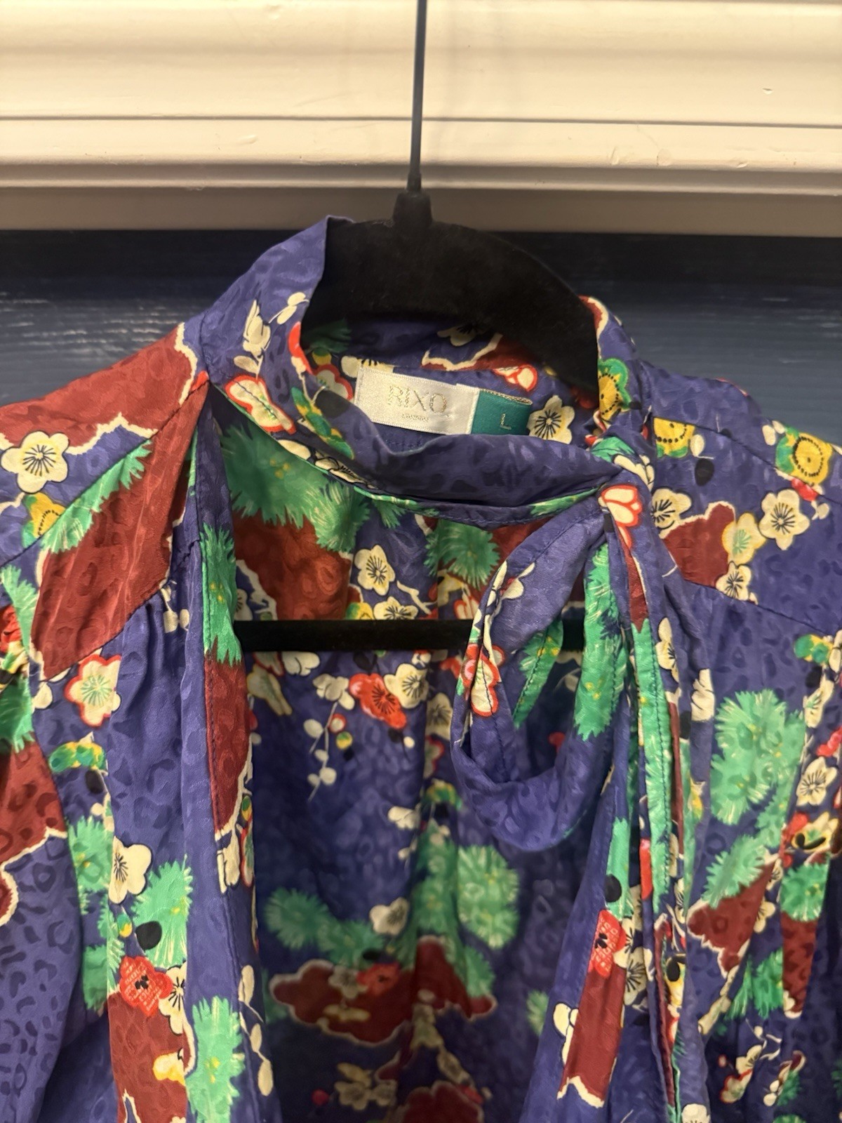 RIXO Women’s Blue Multicolor Floral Silk Satin Tie-Neck Blouse Long Sleeve L