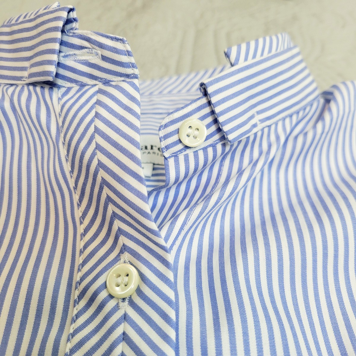 Figaret Paris light blue and white stripe w/ contrast button up shirt size 34 XS