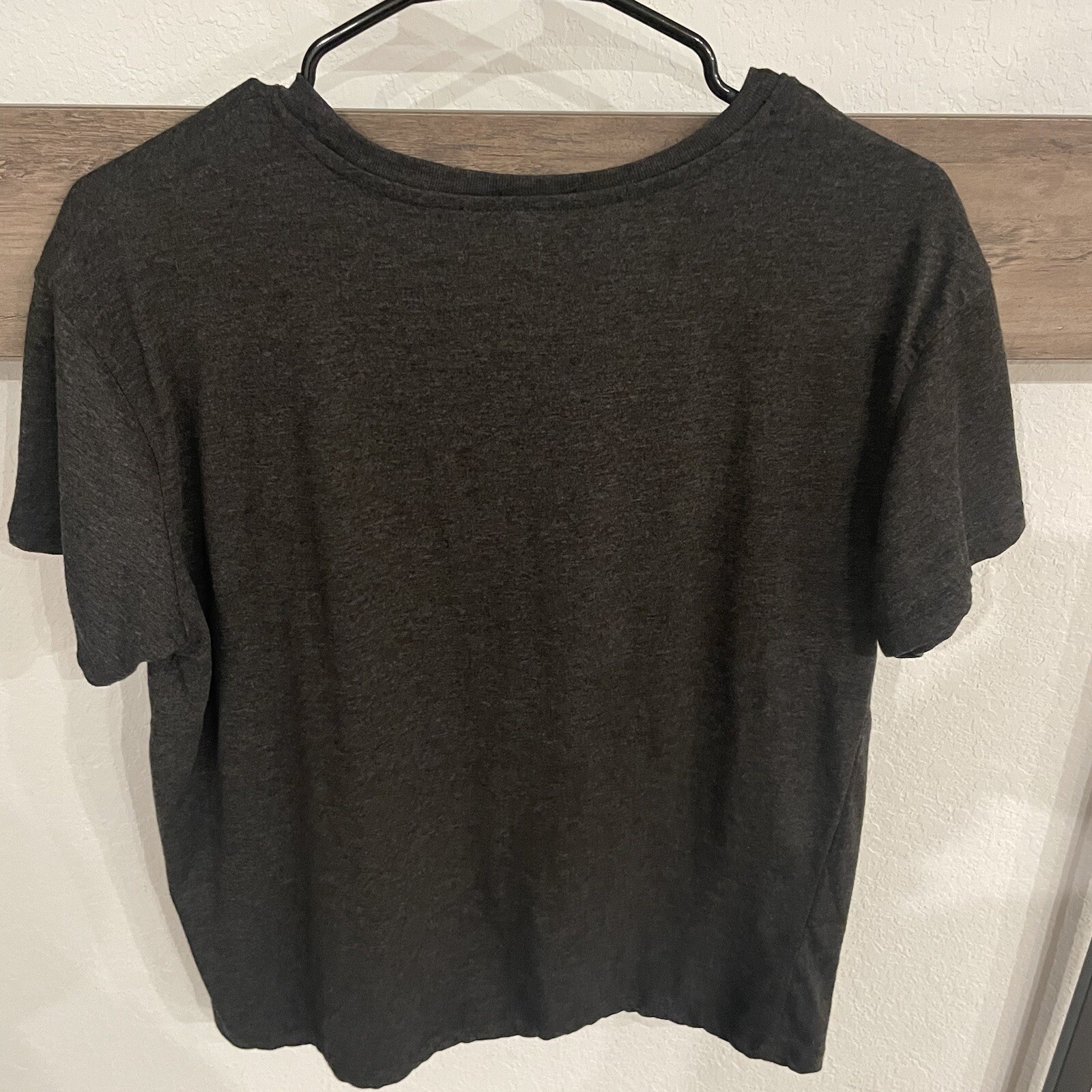 Modern Lux “Happy Mind Happy Life” Graphic Tee Women’s T-shirt Gray Size M