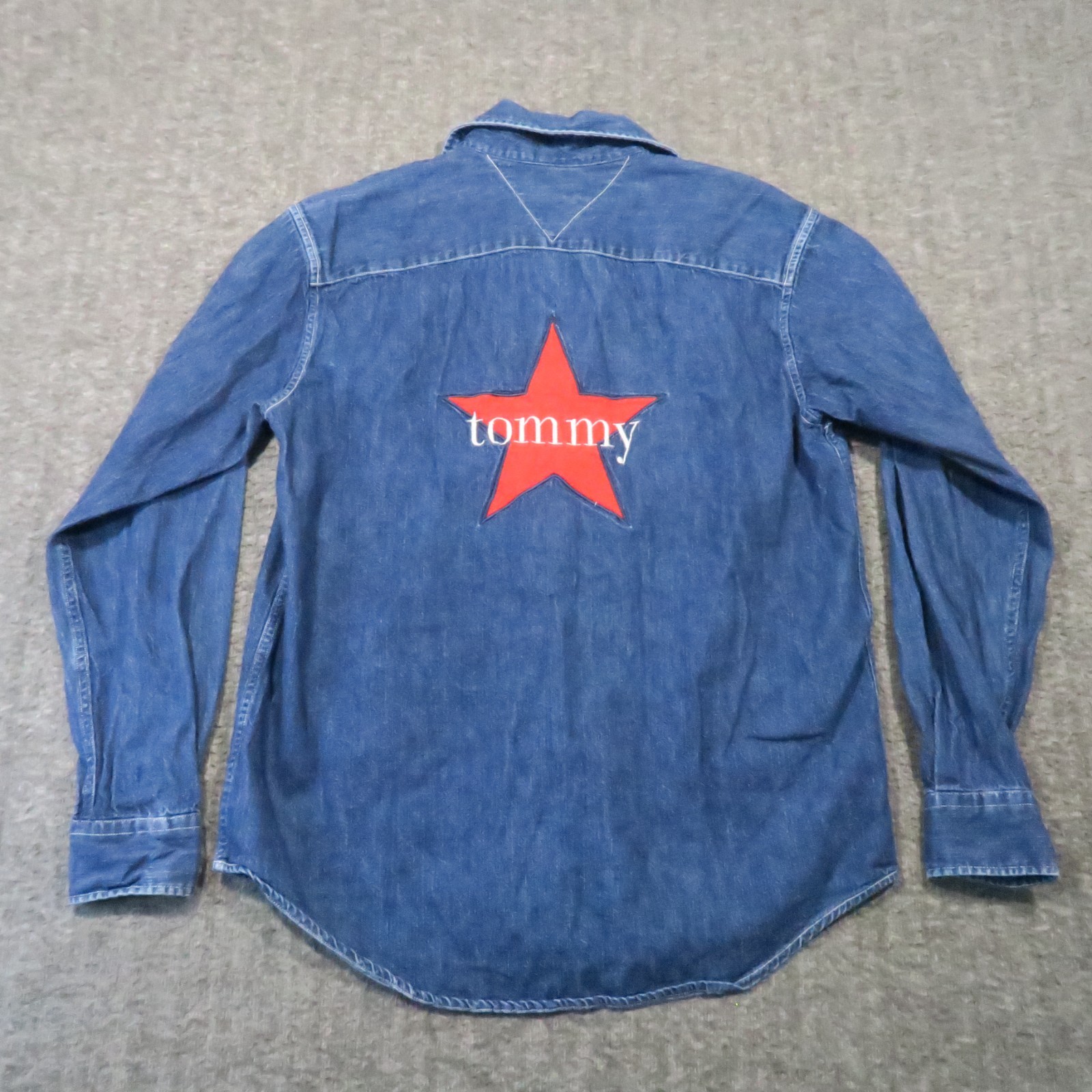 Tommy Hilfiger Denim Shirt Womens 8 Blue Star Crest Embroidered Vintage 90s Y2K
