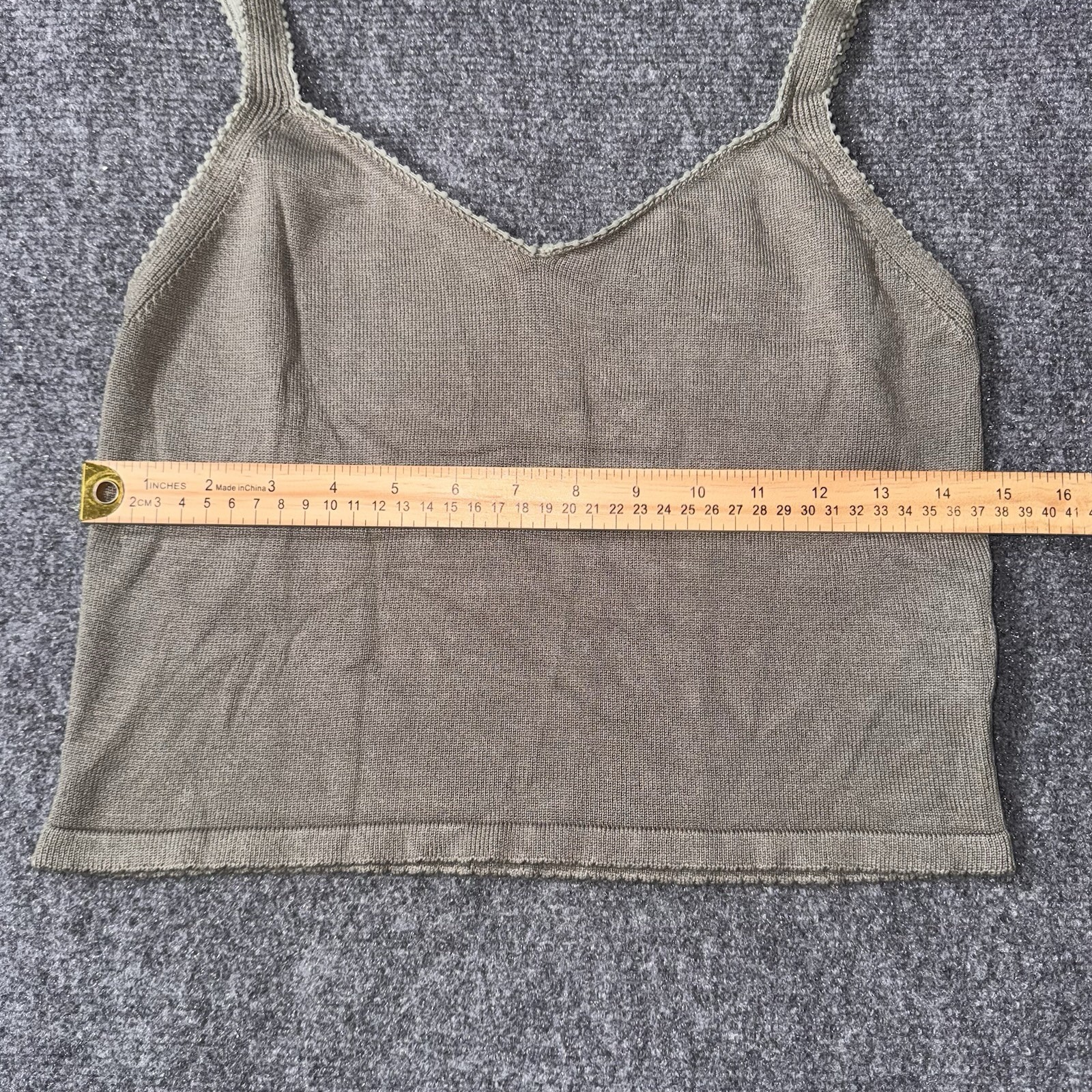 Forever 21 Olive Army-Green Razorback Strappy Sleeveless Crop Top Womens Medium