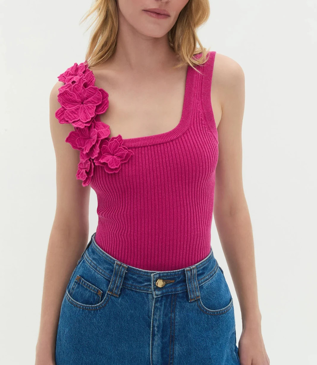 AJE Splendour Flower Knit Tank pink top size M NEW
